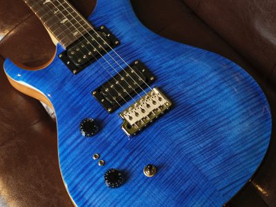 PRS SE Custom 24-08 Faded Blue 【美品】 PRS SE Custom Quilt 24-08 Limited Run In Faded Blue