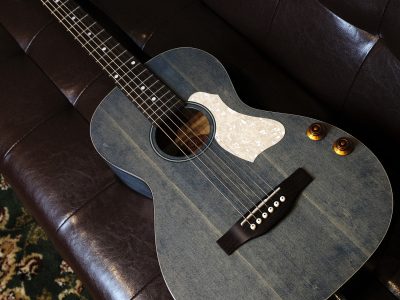 Art&Lutherie Roadhouse Denim Blue Q-Discrete
