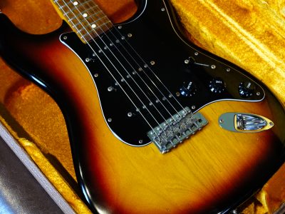 Fender American Vintage 62 Stratocaster Thin Lacquer 3CS