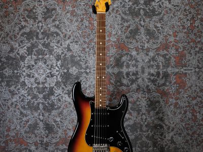 Fender American Vintage 62 Stratocaster Thin Lacquer 3CS