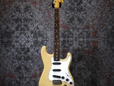 Fender Japan ST68 Ash SHOP ORDER MODEL