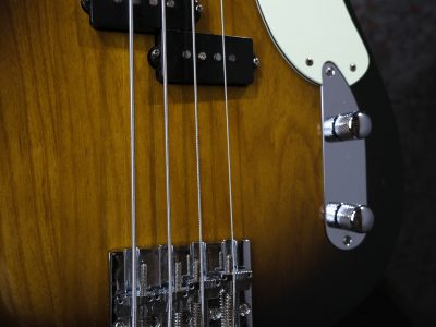 Fender Mike Dirnt Precision Bass 2-Tone Sunburst 2012