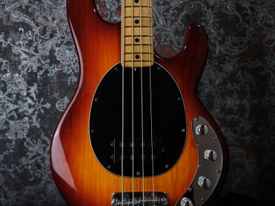 MUSIC MAN Stingray 4 Honey Burst / Matching Headstock 2001