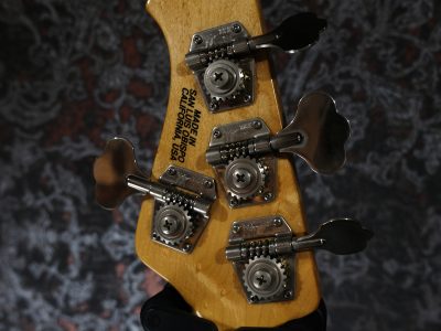 MUSIC MAN Stingray 4 Honey Burst / Matching Headstock 2001