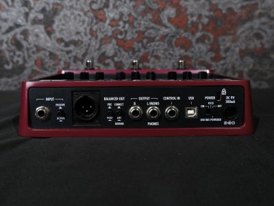 ZOOM B3 / Bass Effects & Amp Simulator