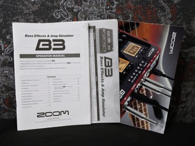 ZOOM B3 / Bass Effects & Amp Simulator