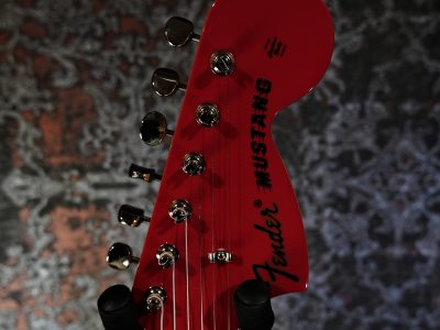 Fender Japan MG69 / MH RED