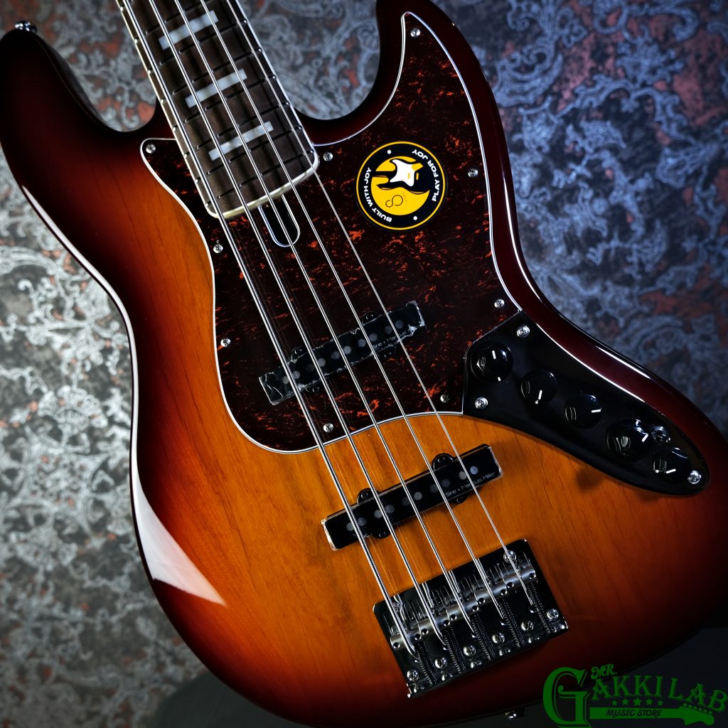 Sire MarcusMillerV7 5st サンバースト 純正ケース付 Sire MarcusMillerV7 5st サンバースト 純正ケース付