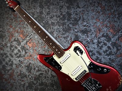 Fender FSR American Vintage 62 Jaguar Thin Skin Candy Apple Red Limited Edition Maching Head