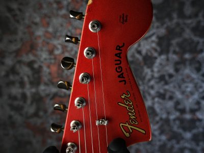 Fender FSR American Vintage 62 Jaguar Thin Skin Candy Apple Red Limited Edition Maching Head