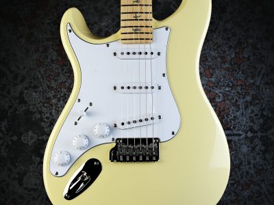 PRS 2025 SE Silver Sky Maple Lefty Moon White