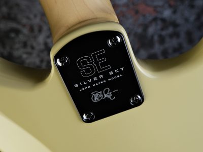 PRS 2025 SE Silver Sky Maple Lefty Moon White