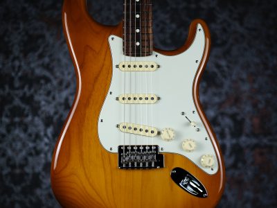 Fender American Performer Stratocaster Honey Burst