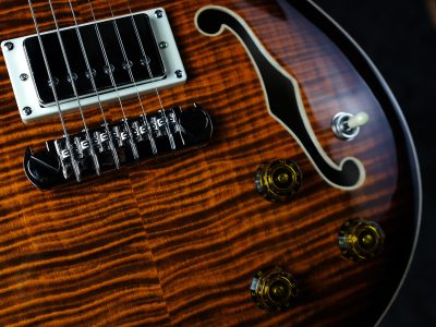 PRS 2025 SE Hollowbody II Piezo Orange Tiger Smokeburst