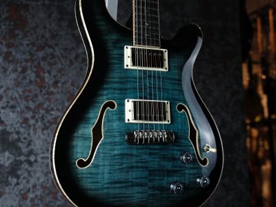 PRS 2025 SE Hollowbody II Piezo Peacock Blue