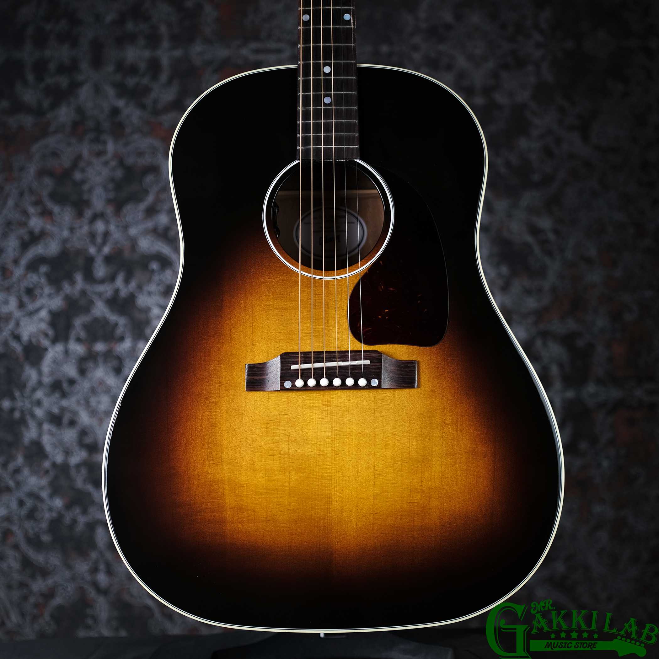 Gibson J-45 Standard Vintage Sunburst