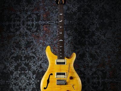 PRS 2020 SE Custom 22 Semi-Hollow Santana Yellow