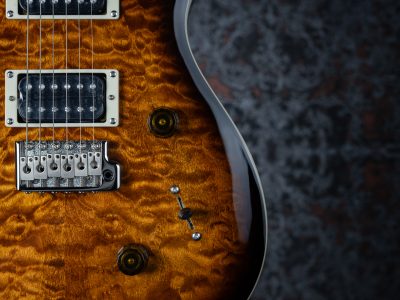 PRS 2025 SE Custom 24 Quilt Package Black Gold Sunburst