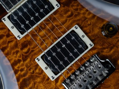 PRS 2025 SE Custom 24 Quilt Package Black Gold Sunburst