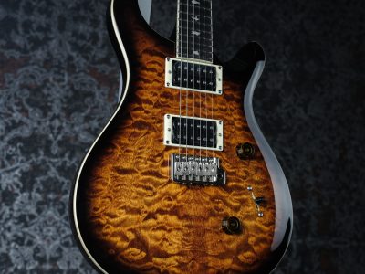 PRS 2025 SE Custom 24 Quilt Package Black Gold Sunburst