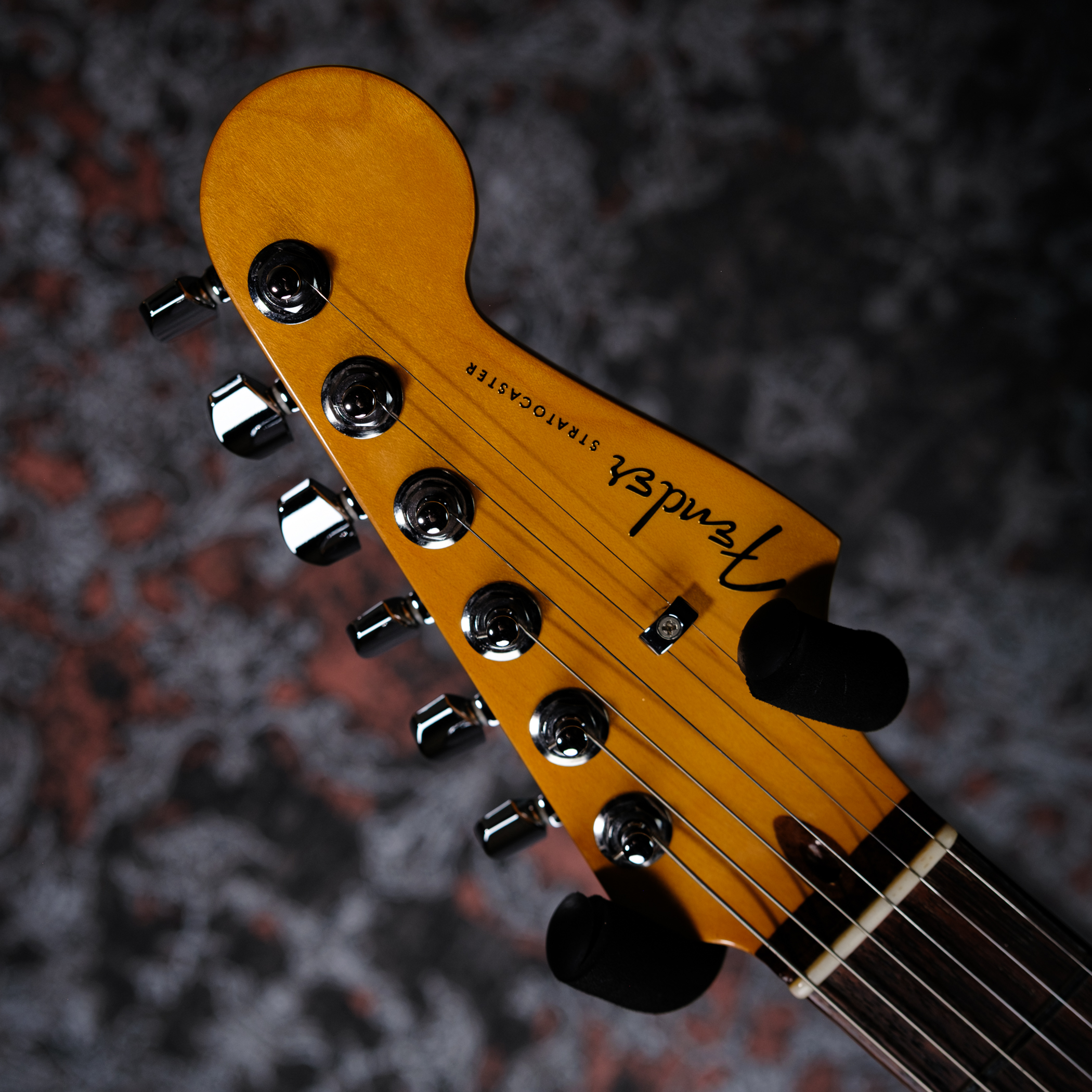 Fender American Ultra Stratocaster HSS Rosewood Fingerboard Cobra Blue