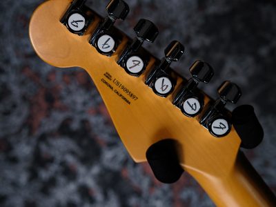 Fender American Ultra Stratocaster HSS Rosewood Fingerboard Cobra Blue