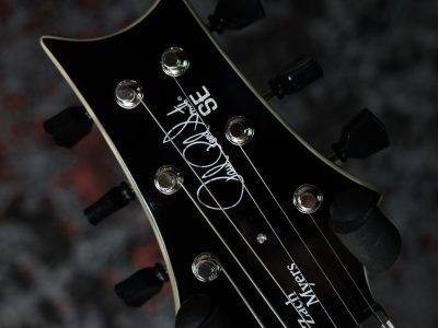 PRS 2025 SE Zach Myers Purple Burst (Non-Matching Head)