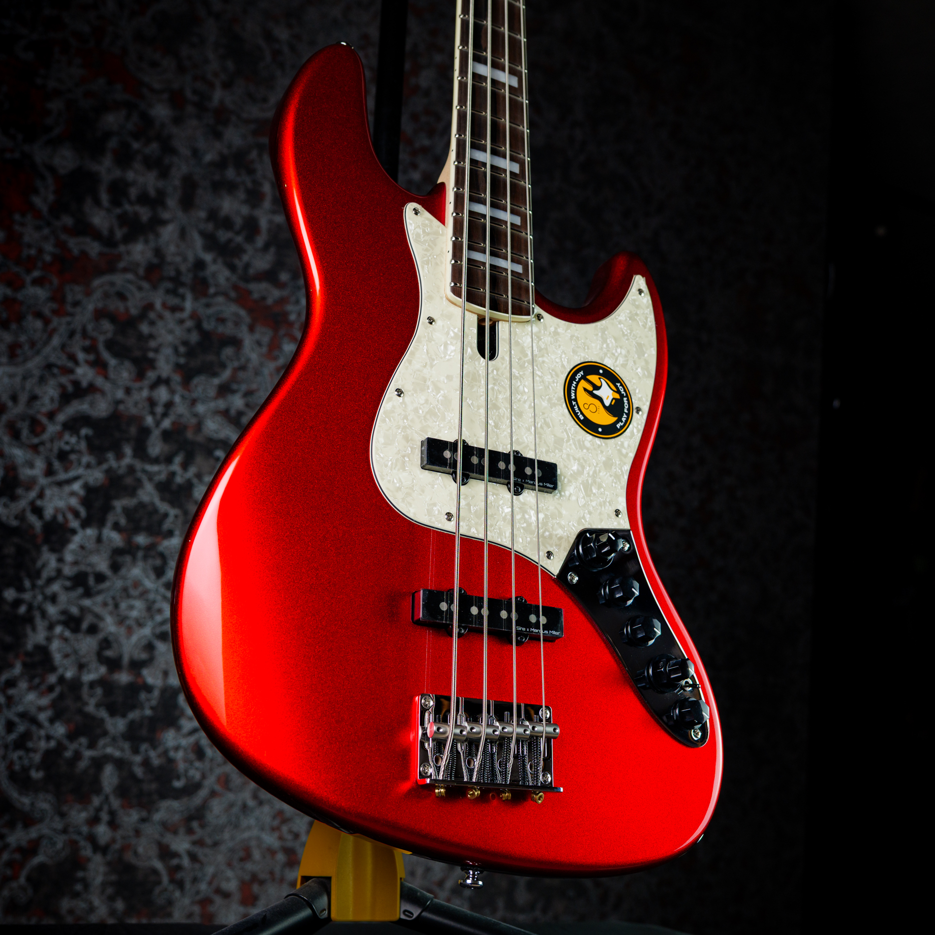 Sire V7 Alder 4st Bright Metallic Red / 2nd Generation