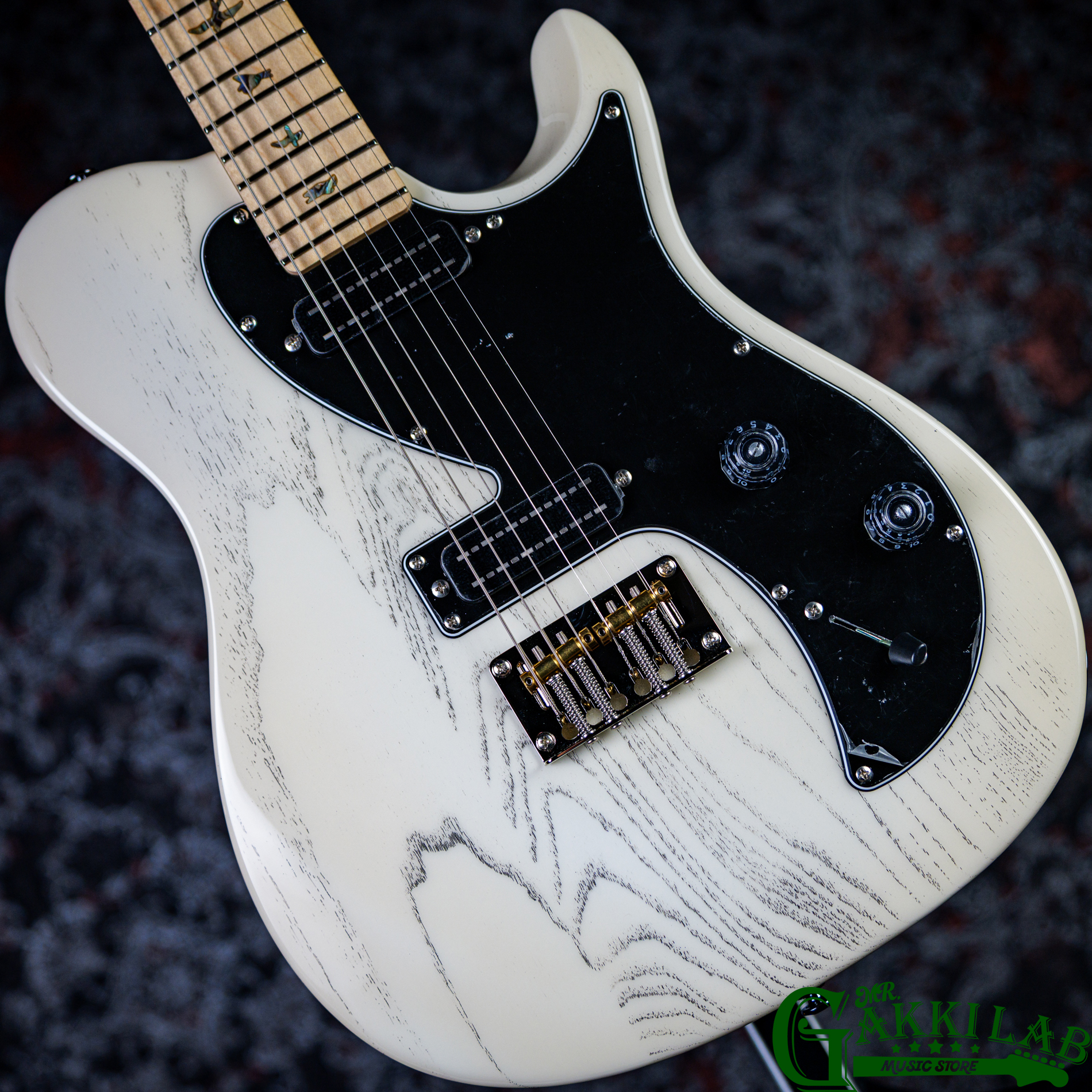 Paul Reed Smith(PRS) 2025 SE NF 53 White Doghair