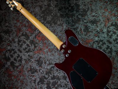 EVH Wolfgang USA Quilted Maple Top / Tobacco Sunburst