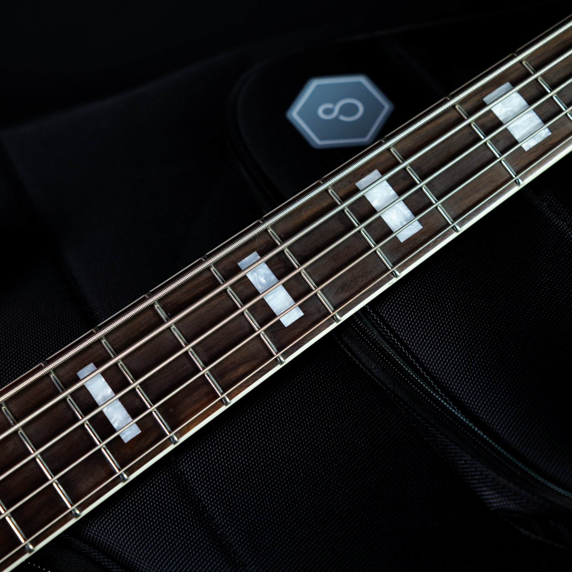 Sire V5-24 5st / DRD (Dakota Red)