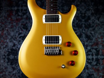 PRS 2025 SE DGT Gold Top / Moon Inlays