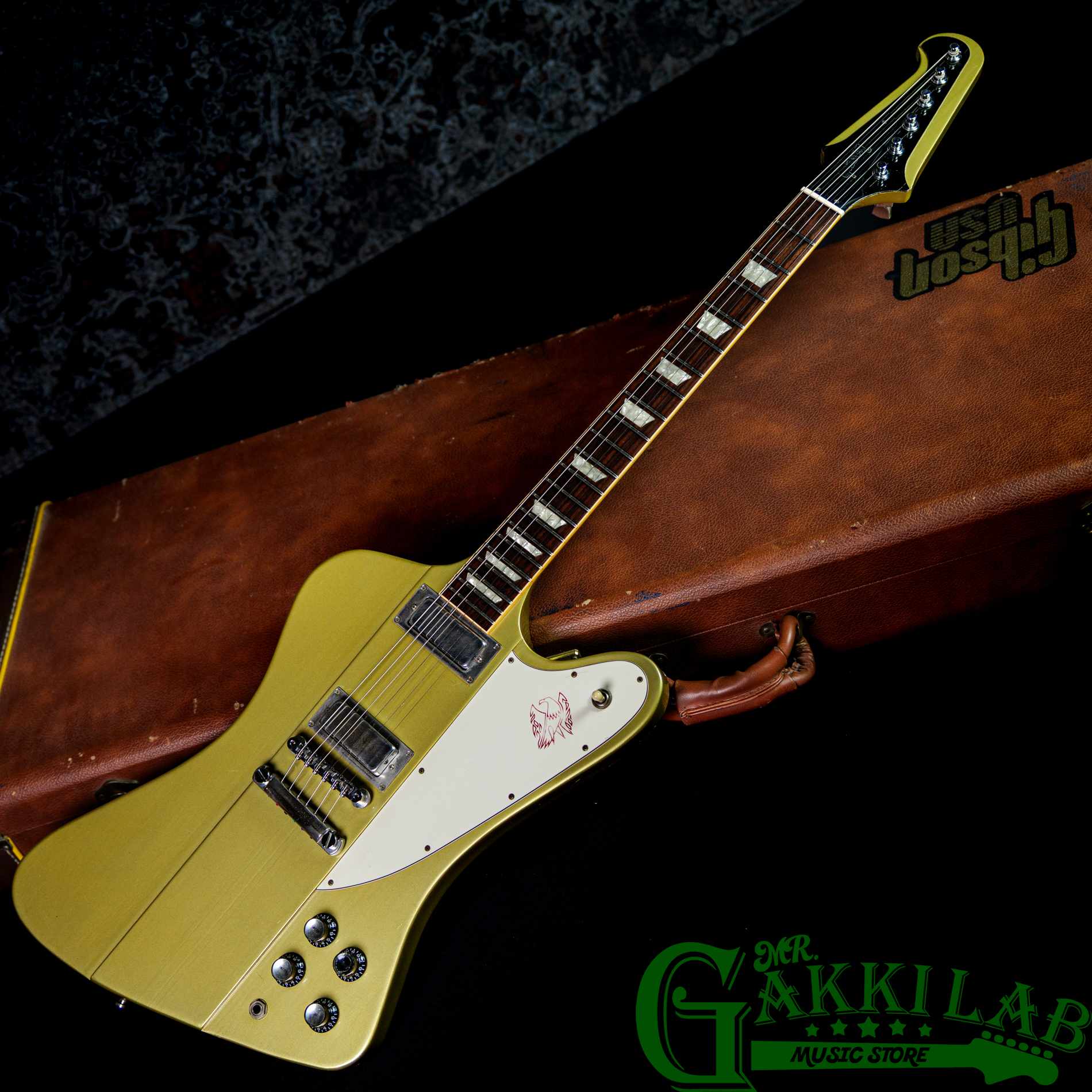 Gibson Custom Shop 1997 Firebird V / Gold Custom color