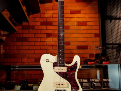 Moon RM-DXII VWH/R CR / Reggae Master Vintage White