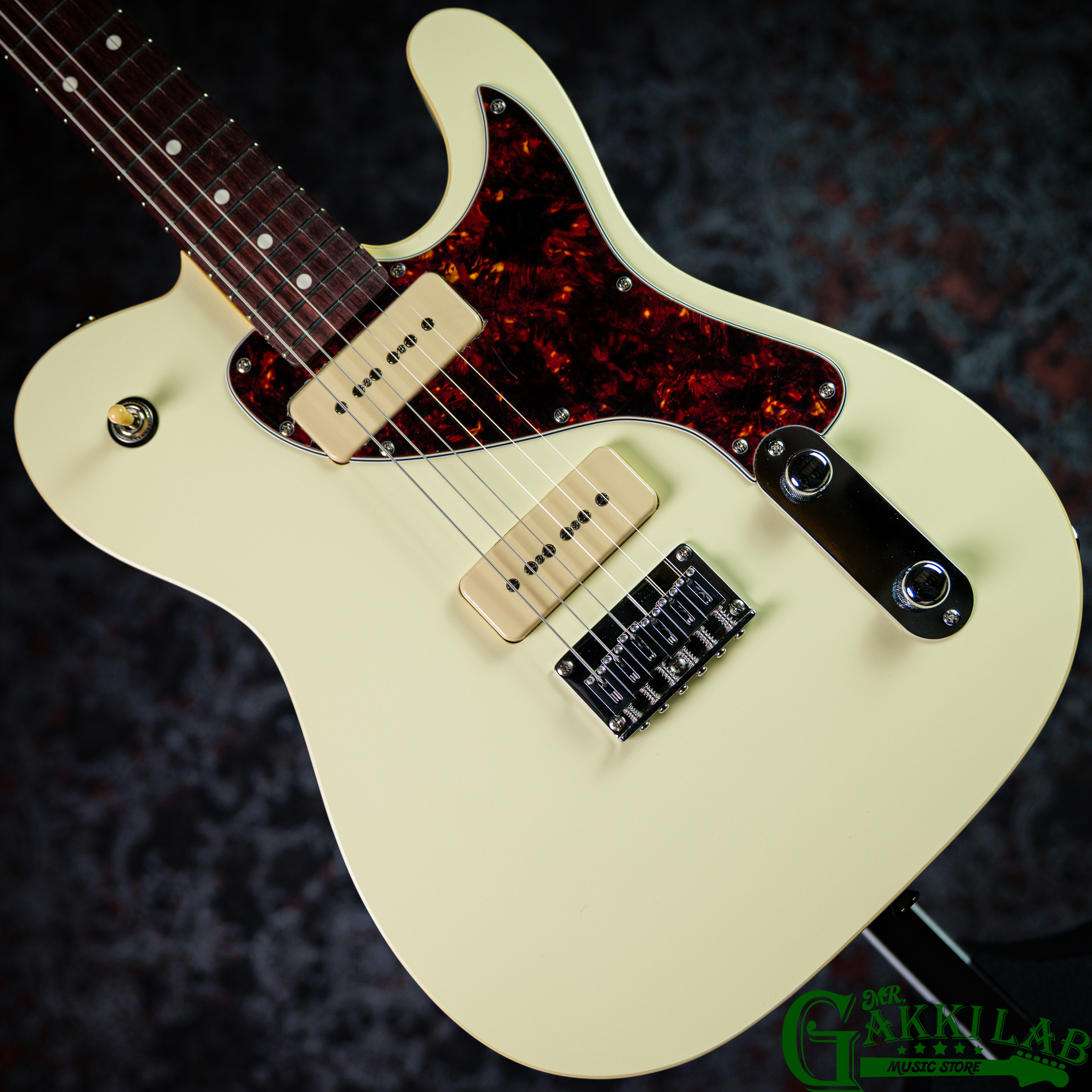 Moon RM-DXII VWH/R CR / Reggae Master Vintage White