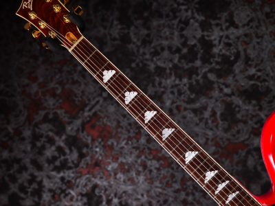 Burny MG-145S Cherry Sunburst / hide Model