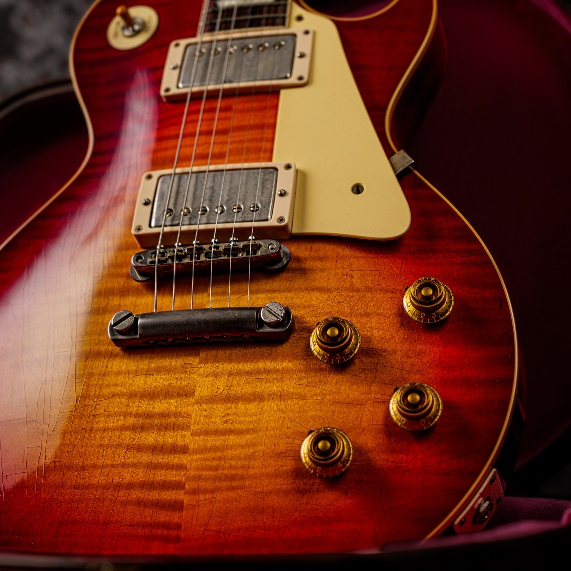 Gibson Custom Shop Murphy Lab 1959 Les Paul Standard Factory Burst Ultra Light Aged