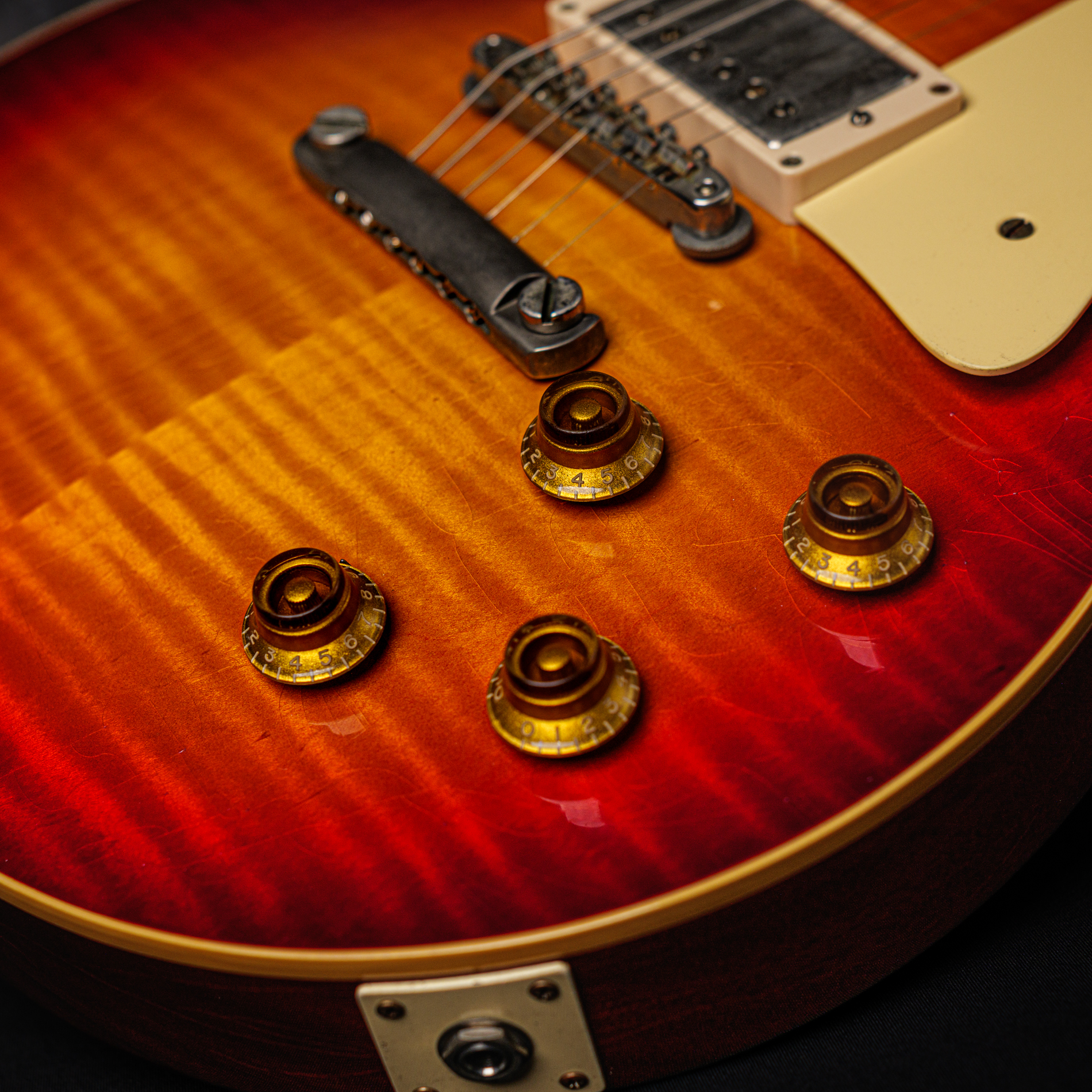 Gibson Custom Shop Murphy Lab 1959 Les Paul Standard Factory Burst Ultra Light Aged