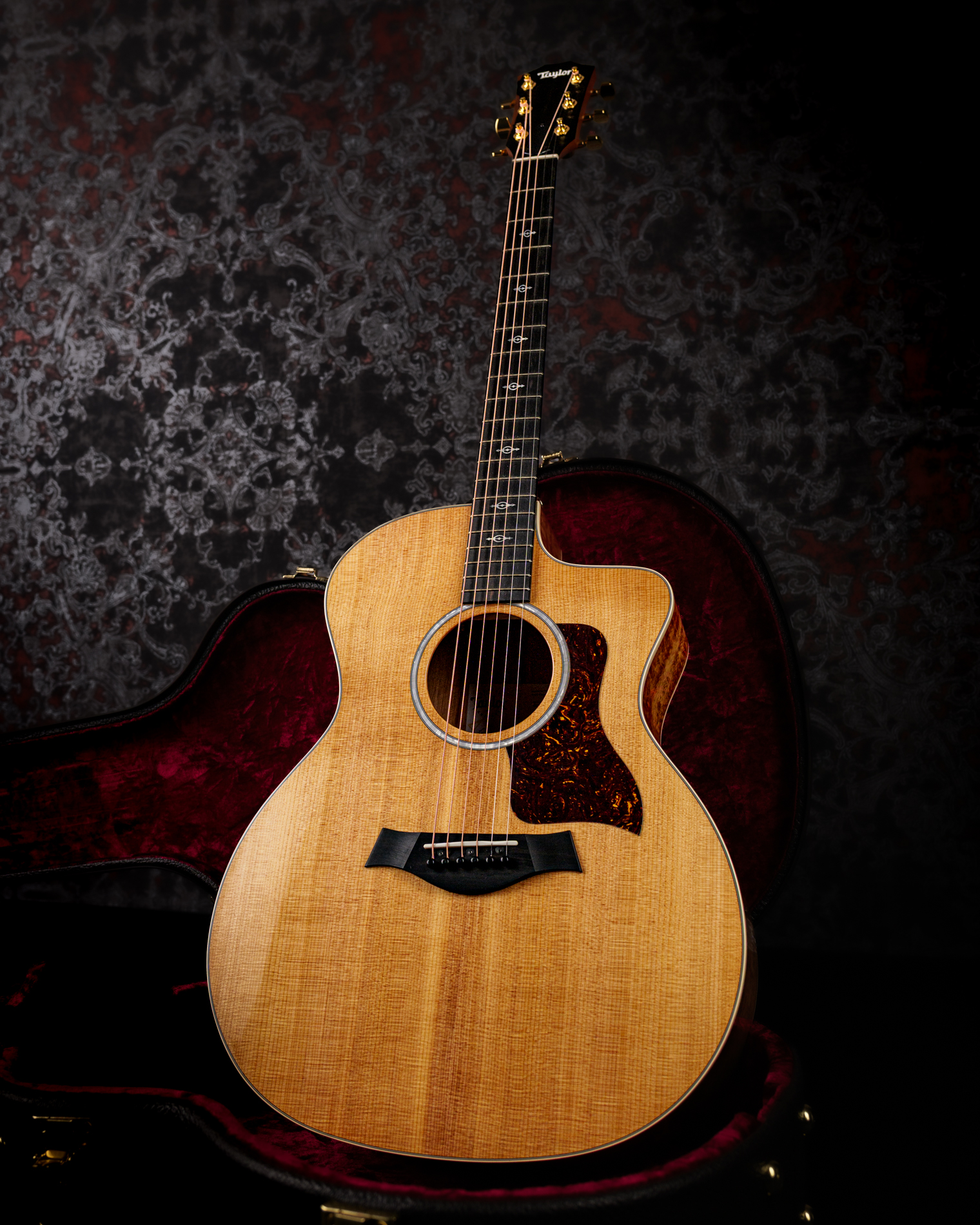 Taylor 214ce-K DLX