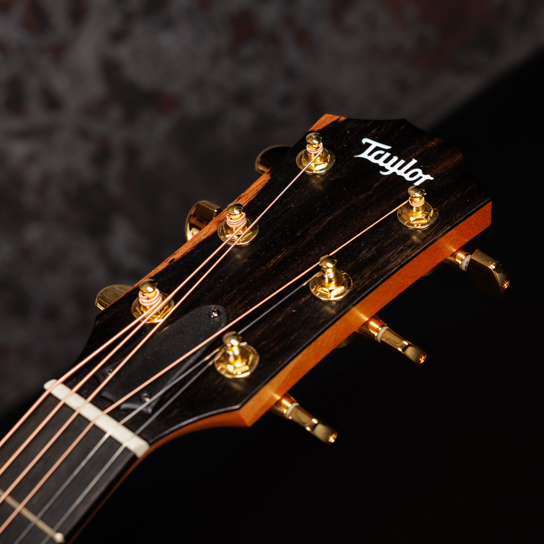 Taylor 214ce-K DLX
