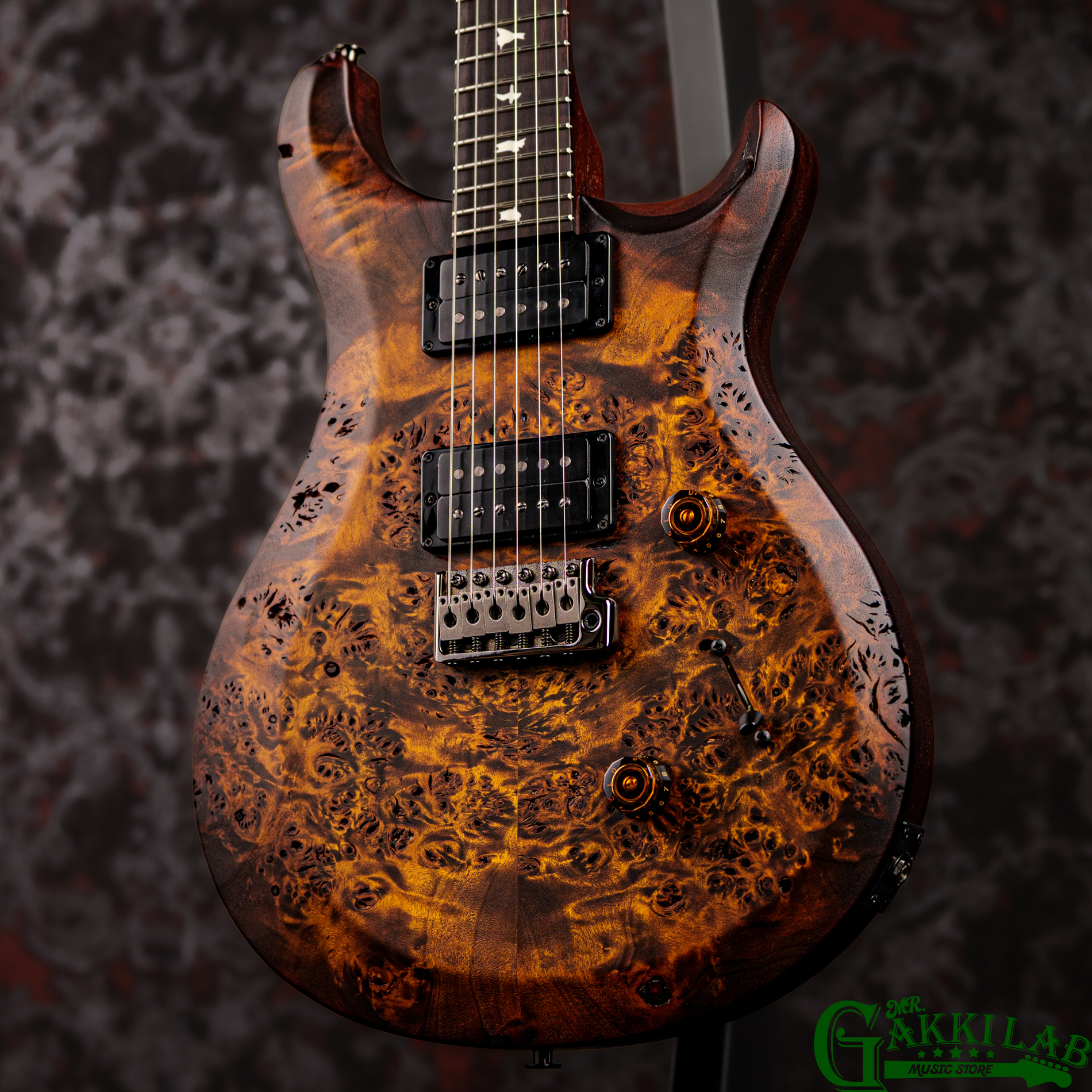 Paul Reed Smith(PRS) 2026 S2 Custom 24 Poplar Burl Limited Edition Black Gold Burst