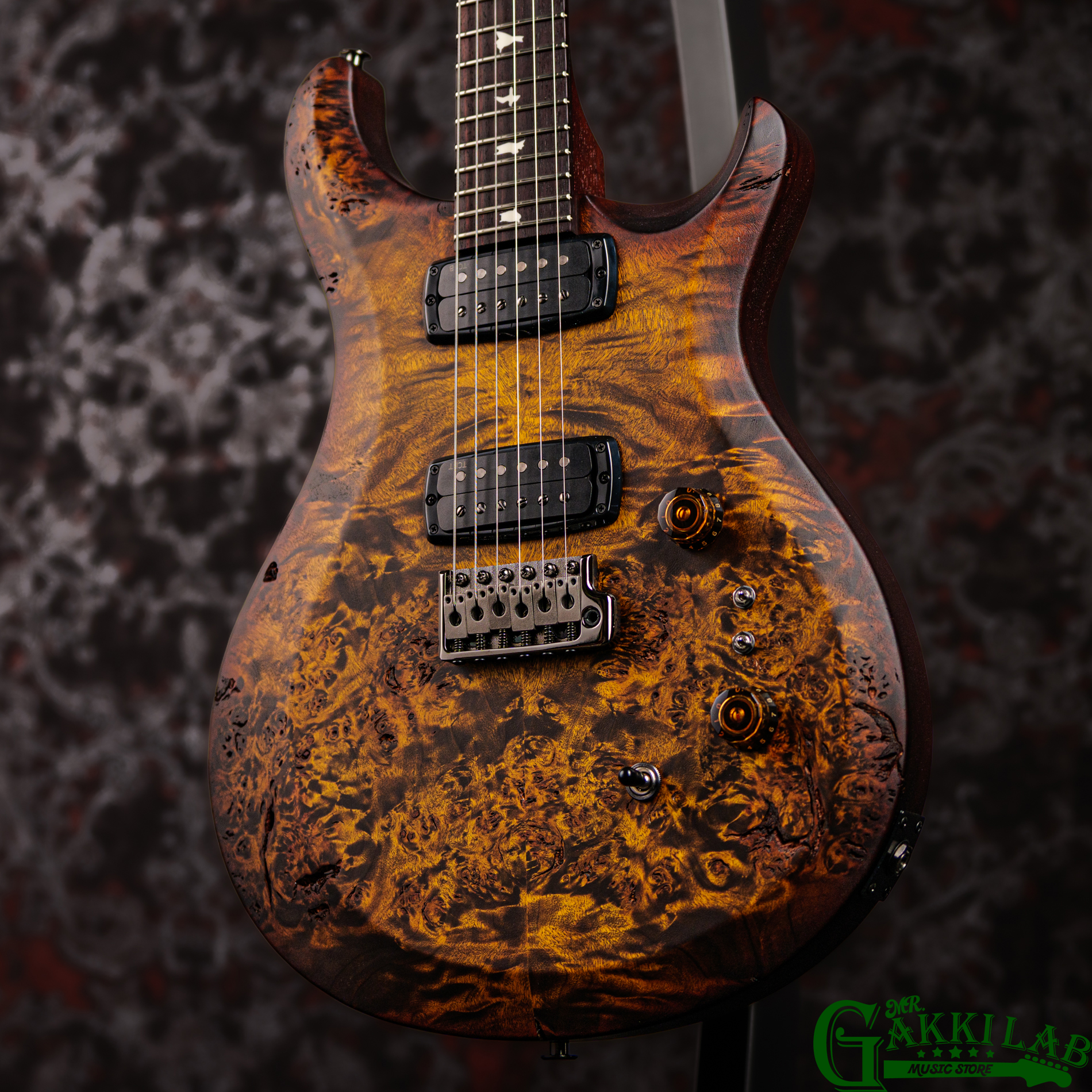 Paul Reed Smith(PRS) 2026 S2 Custom 24-08 Poplar Burl Limited Edition Black Gold Burst